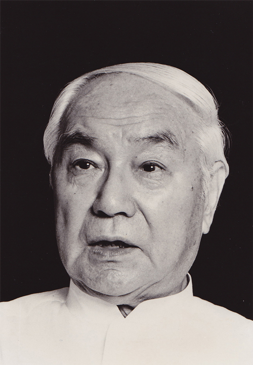 Yusaku Kamekura